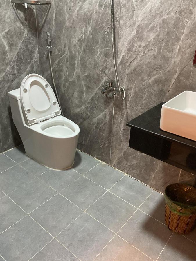 Hoang Linh Hotel Buôn Ma Thuột Ngoại thất bức ảnh