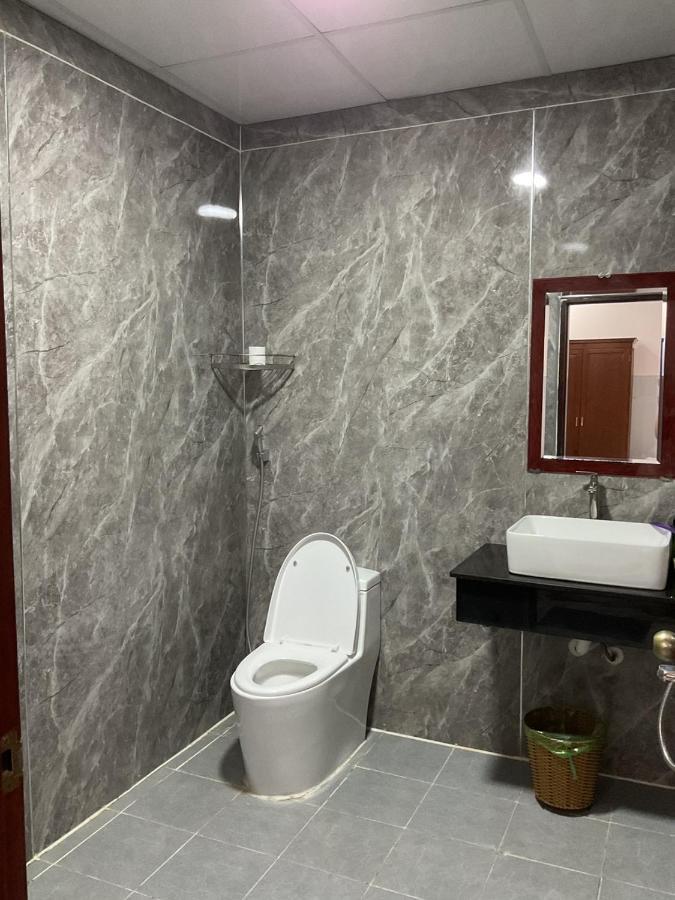 Hoang Linh Hotel Buôn Ma Thuột Ngoại thất bức ảnh